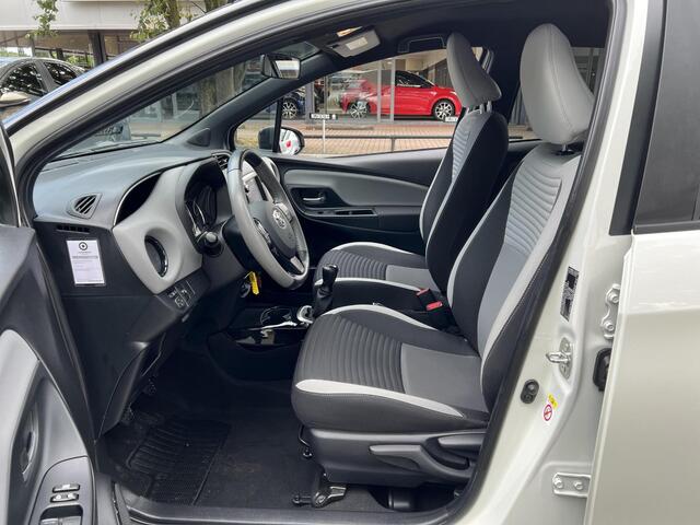 Toyota YARIS 1.0 VVT-i Trend Bi-Tone