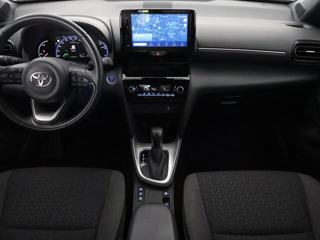 Toyota YARIS Cross 1.5 Hybrid First Edition Bi-Tone | 1e eigenaar | Dealer onderhouden | Navigatie | Apple Carplay & AndroidAUTO | Camera |