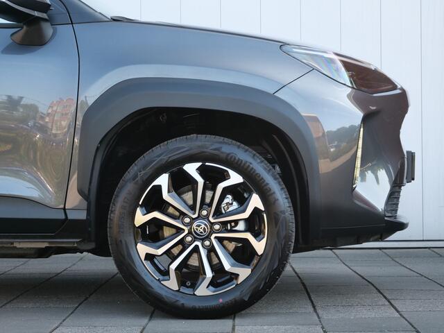 Toyota YARIS Cross 1.5 Hybrid 130 Pk Teamplayer Automaat Apple Carplay / DAB / Camera / Stoelverwarming