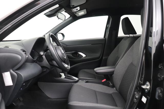 Toyota YARIS Cross 1.5 Hybrid First Edition Camera Carplay Adapt. Cruise