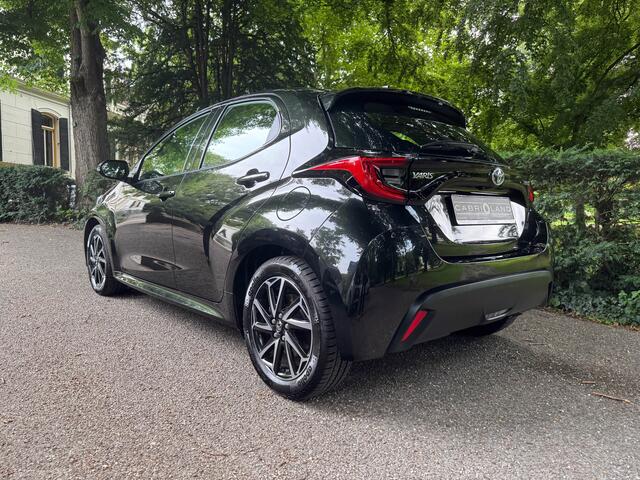 Toyota YARIS 1.5 Hybrid Business Plus