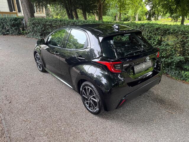 Toyota YARIS 1.5 Hybrid Business Plus
