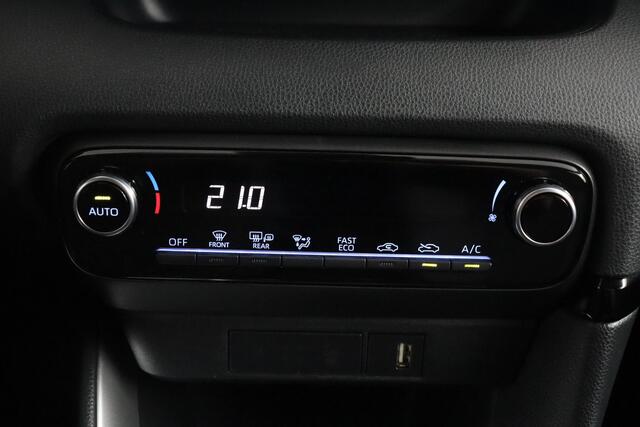Toyota YARIS 1.5 Hybrid Active | Trekhaak | Apple Carplay/Android Auto |
