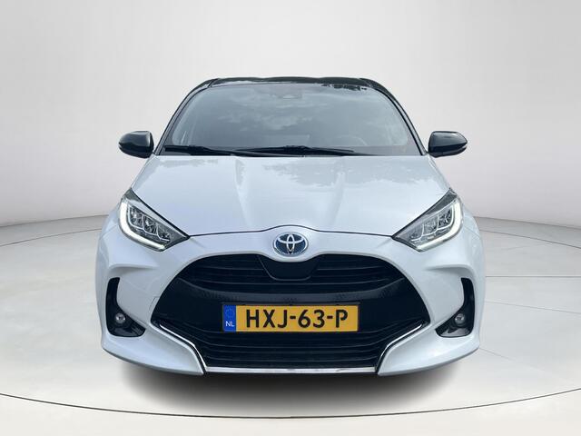 Toyota YARIS 1.5 Hybrid Executive | Bi-tone lak | Carplay | 17 inch LM-velgen | Stoelverwarming |