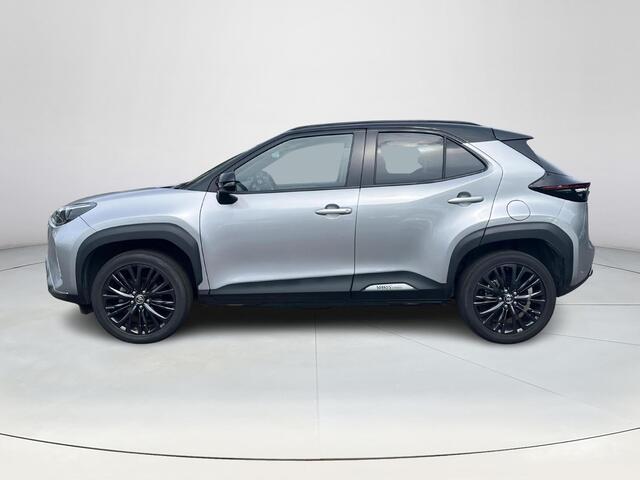 Toyota YARIS Cross 1.5 Hybrid Adventure | Navigatie | Stoel- + stuurverwarming | 18 inch LM-velgen | Parkeersensoren |