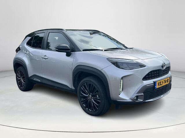 Toyota YARIS Cross 1.5 Hybrid Adventure | Navigatie | Stoel- + stuurverwarming | 18 inch LM-velgen | Parkeersensoren |