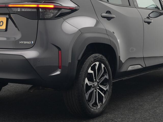 Toyota YARIS Cross 1.5 Hybrid Dynamic Dealer O.H. | Navigatie | Camera | LED | Apple Carplay | Adaptive Cruise | Parkeersensoren | Stoelverwarming | DAB | Keyless |