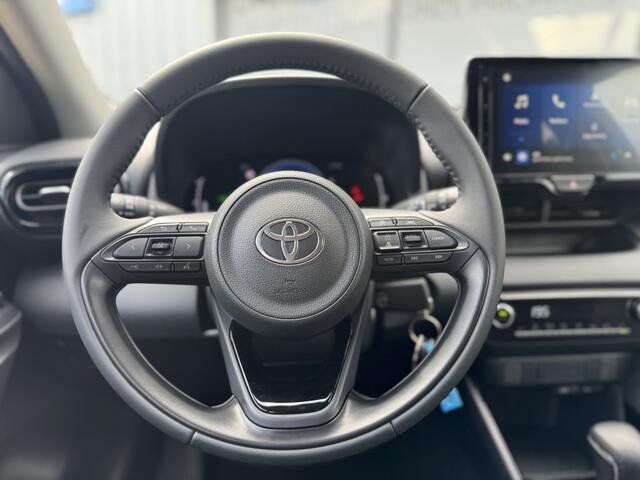 Toyota YARIS 1.5 Hyb. Dynamic | Camera | ACC | Climate