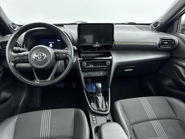 Toyota YARIS Cross 1.5 Hybrid Adventure Limited | Stootstrips | Lichtmetalen Velgen | Metaallak |