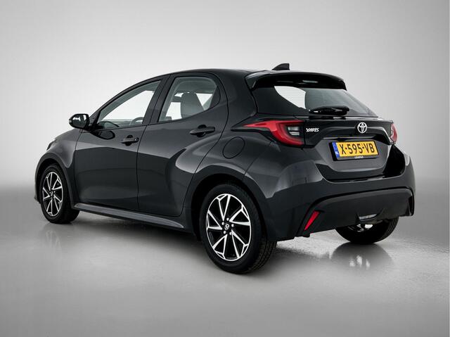 Toyota YARIS 1.5 VVT-i Dynamic | Camera | Airconditioning | Digitaal dashboard | 16'' LM velgen |
