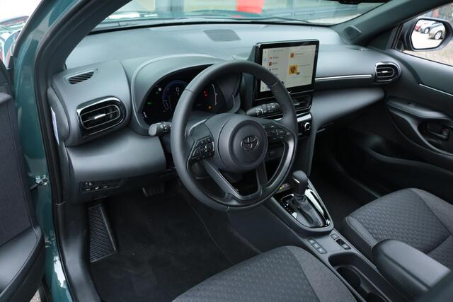 Toyota YARIS Cross 1.5 Hybrid 115 Dynamic, Comfortpack, BSM, Nieuw, Snel leverbaar, ¤1000,- Inruilpremie!