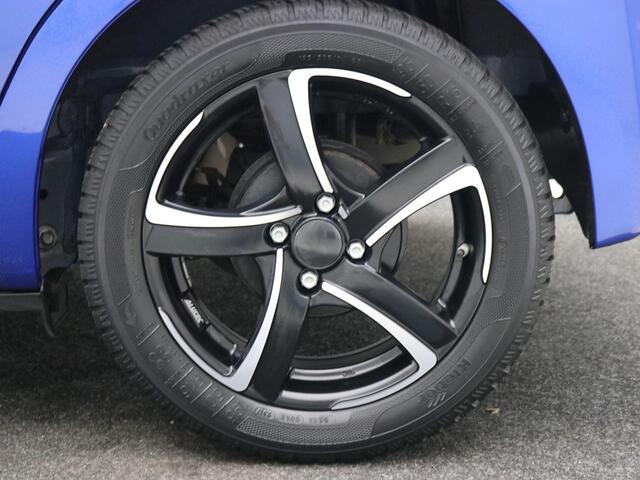 Toyota YARIS 1.5 VVT-i Aspiration / Airco Climat Control / Cruise Control / LMV / Historie aanwezig / All Seasonbanden / Bluetooth /