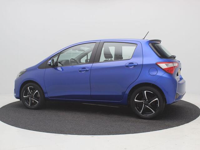 Toyota YARIS 1.5 VVT-i Aspiration / Airco Climat Control / Cruise Control / LMV / Historie aanwezig / All Seasonbanden / Bluetooth /
