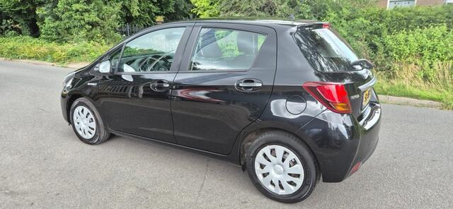 Toyota YARIS 1.5 HYbrid Aspiration camera*ecc*automaat*