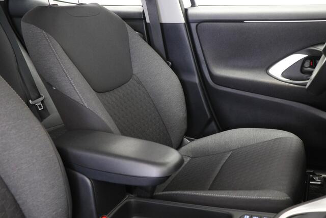 Toyota YARIS 1.5 Hybrid Dynamic | CLIMA | STOELVERWARMING | DAB | APPLE | CAMERA