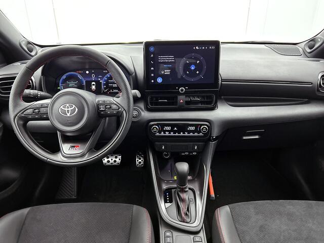 Toyota YARIS 1.5 Hybrid 130 GR Sport Plus Pack - Louwman Zin in Zomervoordeel auto -