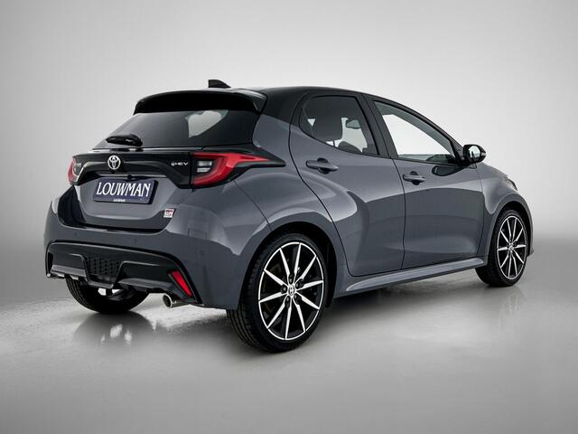 Toyota YARIS 1.5 Hybrid 130 GR Sport Plus Pack - Louwman Zin in Zomervoordeel auto -
