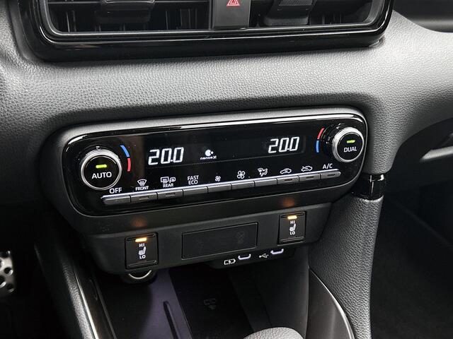 Toyota YARIS 1.5 Hybrid 130 GR Sport Plus Pack - Louwman Zin in Zomervoordeel auto -