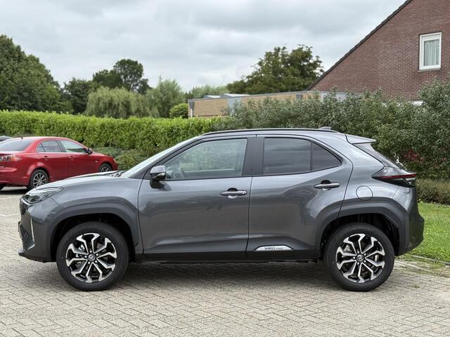 Toyota YARIS Cross 1.5 Hybrid 130 Dynamic Stoel-stuurverwarming| Camera | BSM