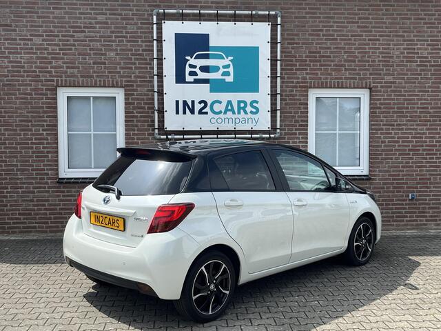 Toyota YARIS 1.5 Hybrid Dynamic Bi-Tone *Navi*Rijstrooksensor*