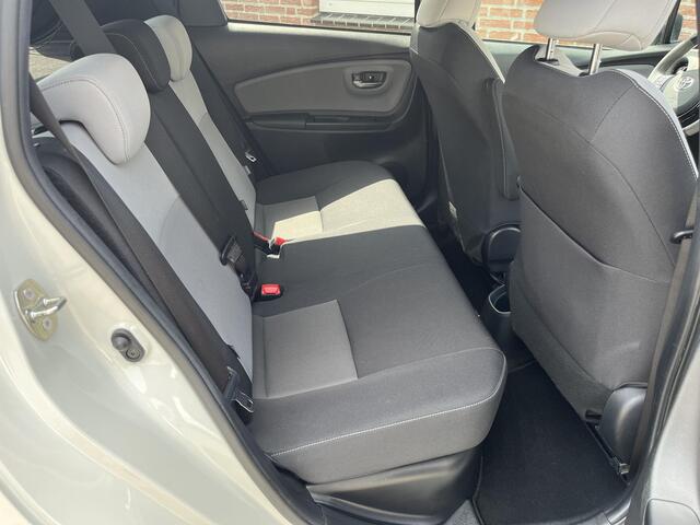 Toyota YARIS 1.5 Hybrid Dynamic Bi-Tone *Navi*Rijstrooksensor*