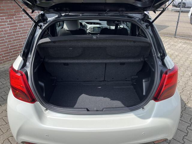 Toyota YARIS 1.5 Hybrid Dynamic Bi-Tone *Navi*Rijstrooksensor*
