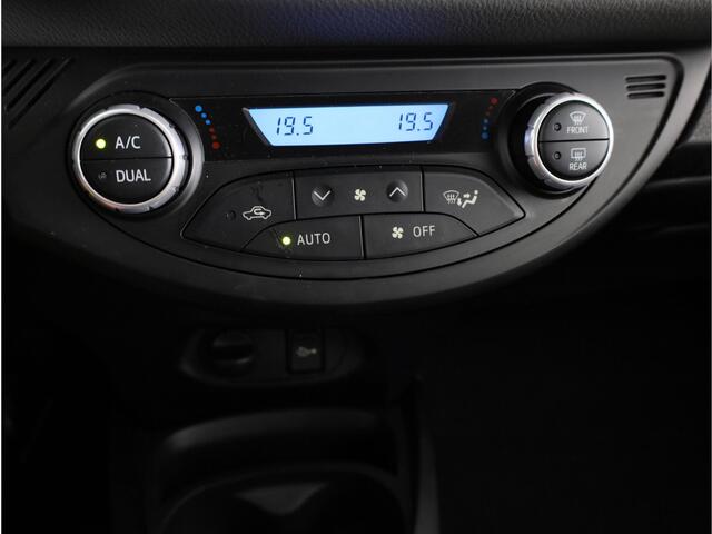 Toyota YARIS 1.5 Hybrid Active | Climate control | Camera | Cruise control |