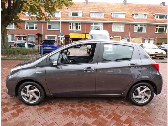 Toyota YARIS 1.5 Hybrid Trend NL AUTO ORGINELE KM STAND MET NAP......