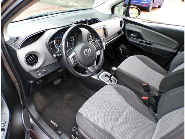 Toyota YARIS 1.5 Hybrid Trend NL AUTO ORGINELE KM STAND MET NAP......