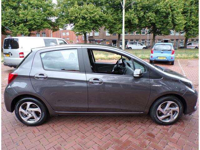 Toyota YARIS 1.5 Hybrid Trend NL AUTO ORGINELE KM STAND MET NAP......