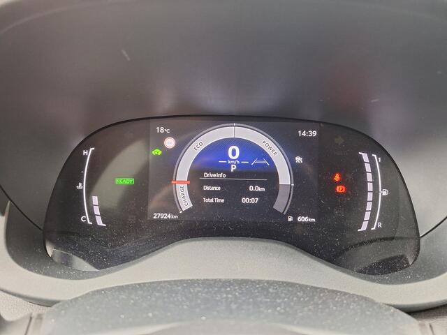 Toyota YARIS Cross 1.5 Hybrid 115 First Edition | NL Auto | Apple/Android auto |