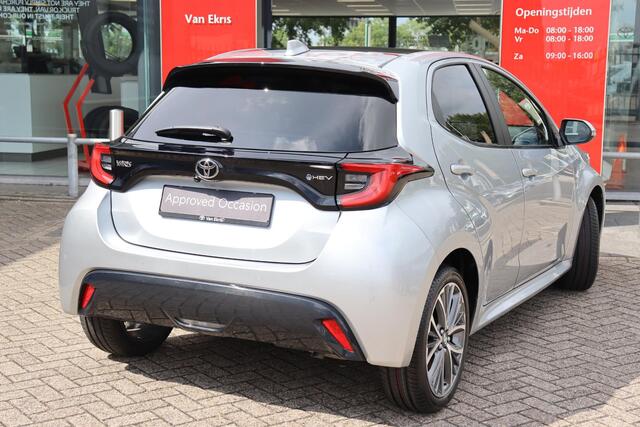 Toyota YARIS 1.5 Hybrid 130 Executive, Panodak