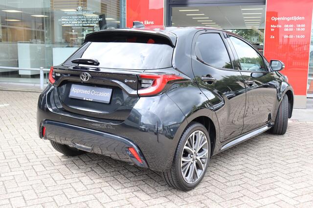 Toyota YARIS 1.5 Hybrid 130 Executive, Panodak