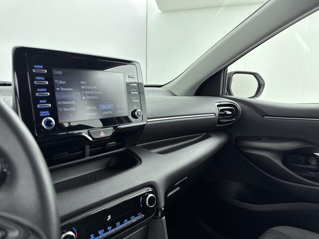Toyota YARIS 1.5 Hybrid Active | Apple Carplay/Android Auto | Achteruitrijcamera | Bestuurdersstoel In Hoogte Verstelbaar | Buitenspiegels Elektrisch Verwarmd |