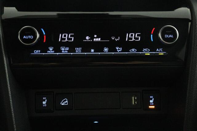 Toyota YARIS Cross 1.5 Hybrid Adventure Limited | 4X4 | Stoel/Stuurverwarming | Elektrische Achterklep | Navigatie | Apple Carplay/Android Auto |