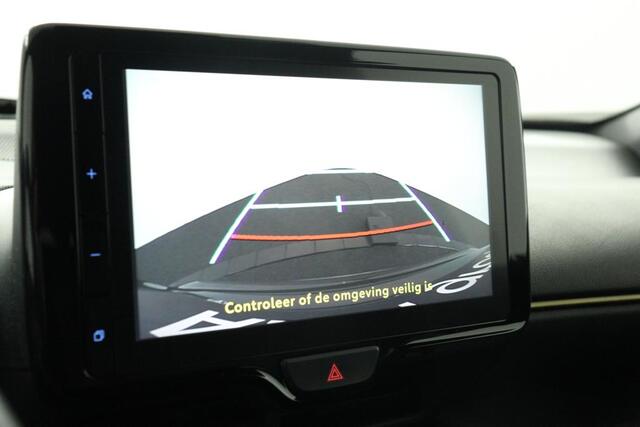 Toyota YARIS Cross 1.5 Hybrid Adventure Limited | 4X4 | Stoel/Stuurverwarming | Elektrische Achterklep | Navigatie | Apple Carplay/Android Auto |