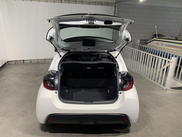 Toyota YARIS 1.5 Hybrid 116pk Comfort 5 Drs 85kw Carplay / A.Camera / ECC / Winter Pack / DAB / Cruise C.