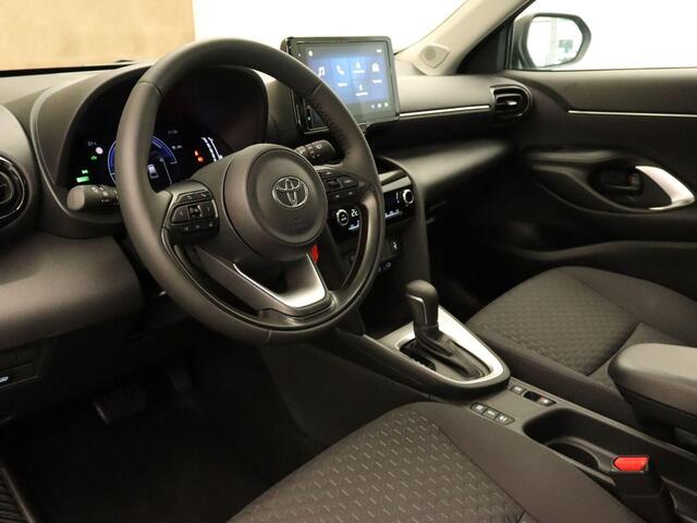 Toyota YARIS Cross 1.5 Hybrid Active - DIRECT UIT VOORRAAD LEVERBAAR - MEERDERE BESCHIKBAAR - WINTERPACK - STUUR VERWARMING - STOEL VERWARMING - ADAPTIVE CRUISE CONTROL