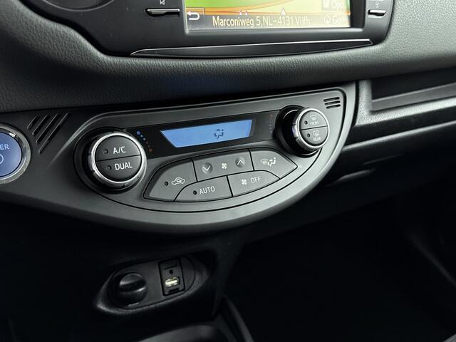 Toyota YARIS 1.5 Hybrid Active Limited | Trekhaak | Navigatie | Parkeercamera | Climate Control |