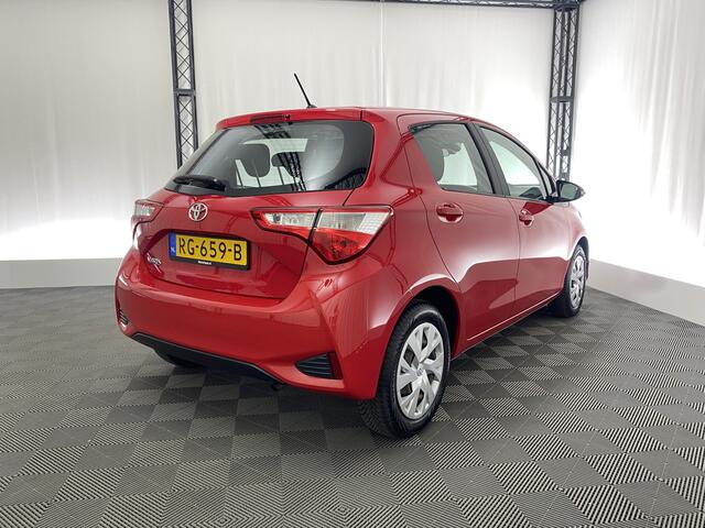 Toyota YARIS 5-deurs 1.0 VVT-i Comfort | Airco | Cruise control | Bluetooth | Leer stuur