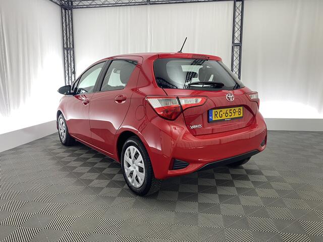 Toyota YARIS 5-deurs 1.0 VVT-i Comfort | Airco | Cruise control | Bluetooth | Leer stuur