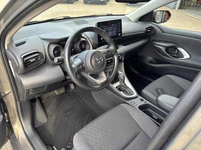 Toyota YARIS 1.5 Hybrid Dynamic / Allseason banden / Applecarplay/AndroidAuto / Stoelverwarming /