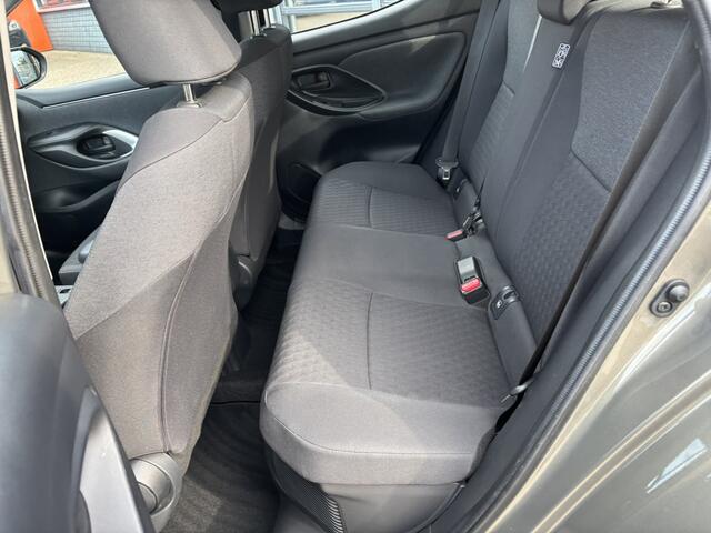 Toyota YARIS 1.5 Hybrid Dynamic / Allseason banden / Applecarplay/AndroidAuto / Stoelverwarming /