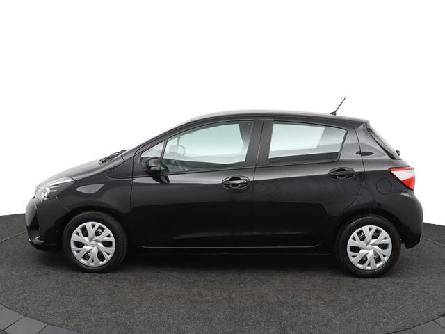 Toyota YARIS 1.5 VVT-i Active | Climate control | Cruise control | Parkeercamera |