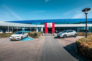 toyota-yaris-1.5-hybrid-115-first-e