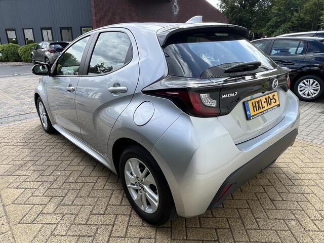 Toyota YARIS Hybrid 1.5 Agile Mazda 2 Hybrid Stoelverwarming, Stuurverwarming, Camera, Climate Control