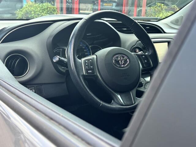 Toyota YARIS 1.5 Hybrid Lease Automaat | Navigatie | Cruise | 15'' Lmv