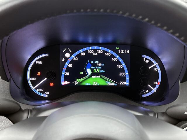 Toyota YARIS Cross 1.5 Hybrid Adventure | Panoramadak | JBL | Stoelverwarming | Elek. achterklep | Dodehoek assistent |