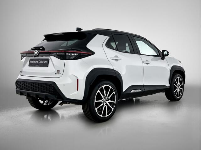 Toyota YARIS Cross 1.5 Hybrid 130 GR Sport Limited | Dodehoek assistent | Elek. achterklep | Camera | Stuur + stoelverwarming |