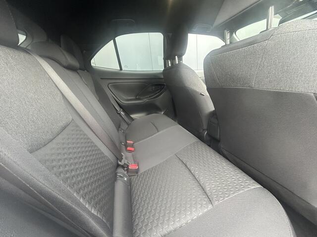 Toyota YARIS 1.5 Hybrid 115 Dynamic Limited | Stoel+Stuurverwaming | CarPlay